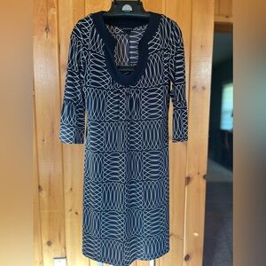 Women’s dress size 8